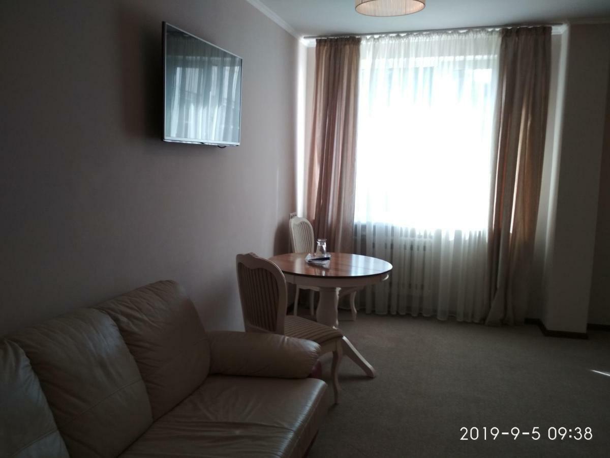 Hotel Olgas Hlybokaye Ngoại thất bức ảnh